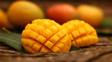 All the truth about eating fruit in the summer | Vogue India