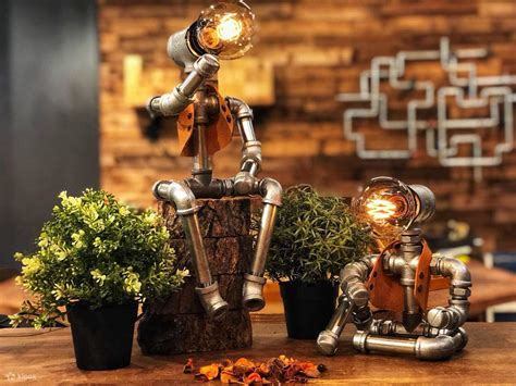 HUBOX Handmade Retro Industrial Style Lamp DIY Workshop - Klook India