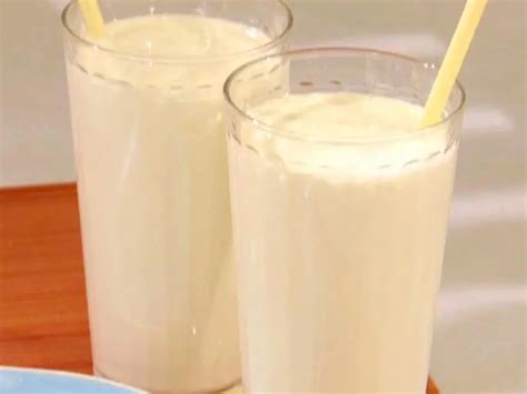 Roasted Pineapple Milkshake Recipe | Bobby Flay | Food Network