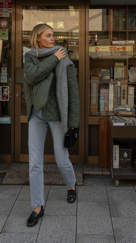 Pin by Alexa Windler on Stylish outfits in 2024 | Quilted jacket outfit ...