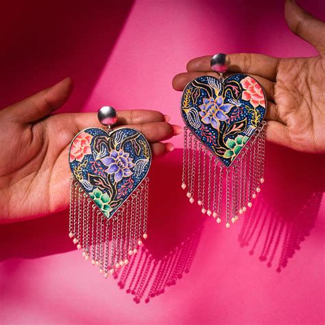 "Chahat" Hand-painted Earring – BUTTERFLY TREE