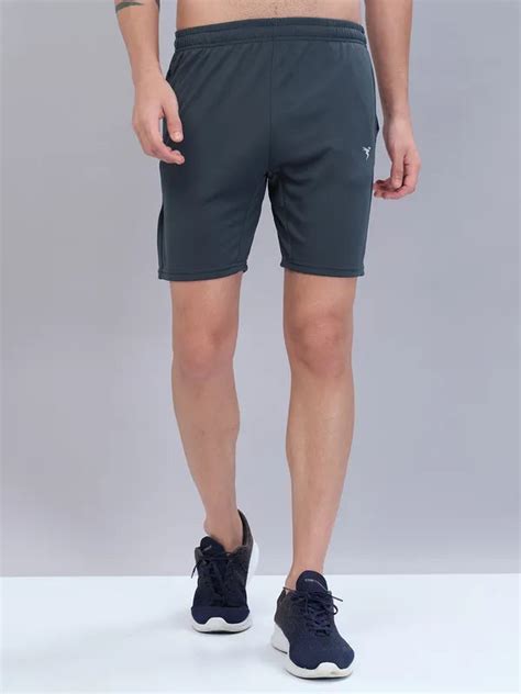 Men Slim Fit Shorts with Techno Dry