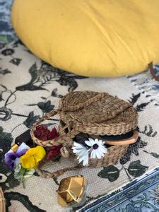 Handcrafted water hyacinth Mini trunk – Pine cone™