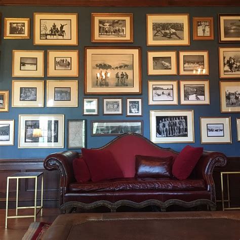 LIBRARY LOUNGE, Skytop - Menu, Prices & Restaurant Reviews - Tripadvisor