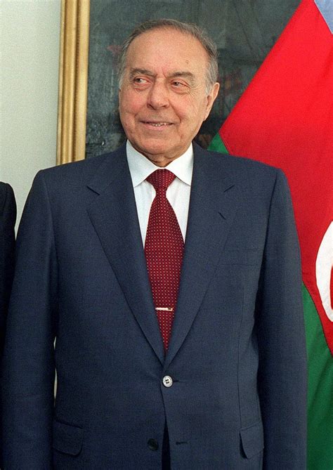 Frases de Heydar Aliyev | Citações e frases famosas