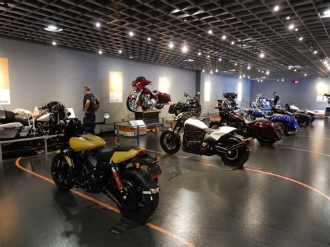 York PA | Harley Davidson Plant Tour | Weekend Getaway