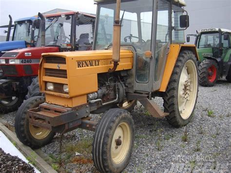 Renault -751, Bouwjaar: 1981 - Prijs: € 7.000 - Tweedehands tractoren ...
