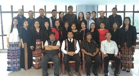 Mizoram Government Encourages Employees To Voluntarily Wear Traditional ...