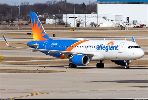N191NV Allegiant Air Airbus A320-214(WL) Photo by subing27 | ID 1390874 ...