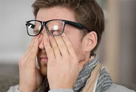 Eye Rubbing: Surprising Risks You Should Be Aware Of - AskMeAll