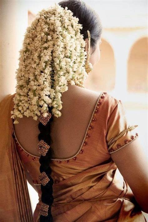 Poola Jada as The Perfect Hair Accessory For South Indian Weddings