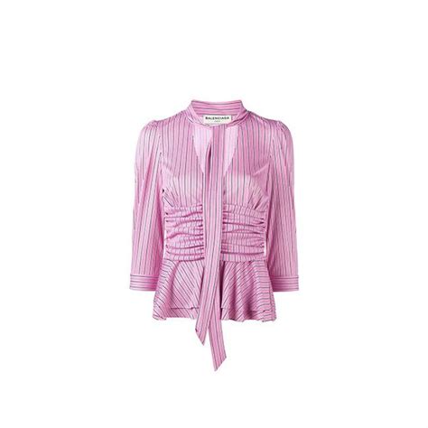 19 sexy going out tops to feel fiiiine in this Friday | Vogue India