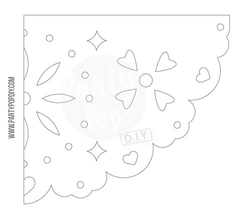 Cómo hacer papel picado | Mexican paper cutting, Diy halloween ...