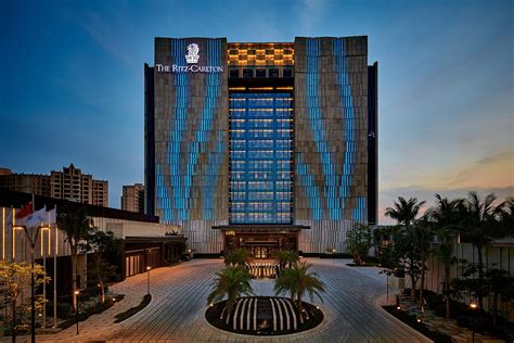 Luxury Resort Hotel & Spa on Behance | Hotel lobby design, Luxury ...