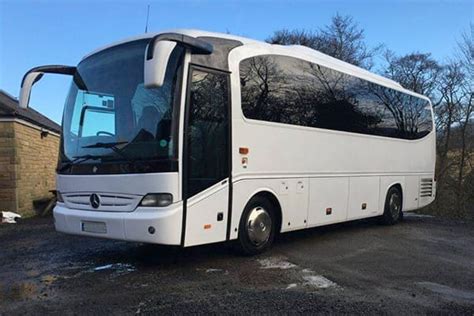 20 seater Bus Hire in Jaipur |20/21 Seat Bus Rental in Jaipur | Bus ...