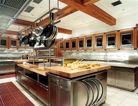 Commercial Chef Kitchen Design 的图像结果