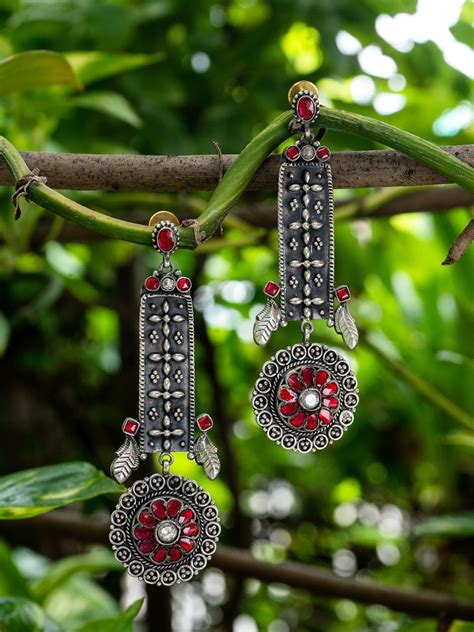 NB Signature Kundan Motif Earrings with Ruby – Neeta Boochra Jewellery