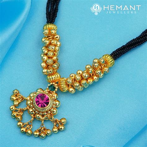 Traditional Maharashtrian Kolhapuri Mangalsutra Big Ghas Saj 2-5 Ghas ...