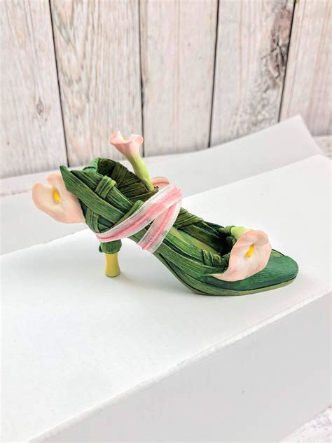 Vintage Just the Right Shoe by Raine Ornate Shoe Ornament Calla Lily ...