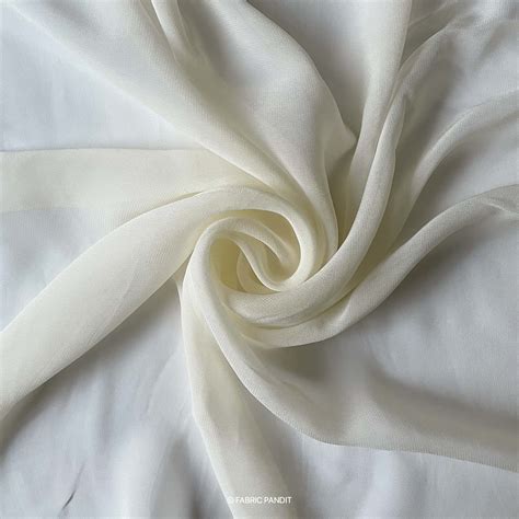 Off White Color Pure Georgette Fabric (Width 44 inches) – Fabric Pandit