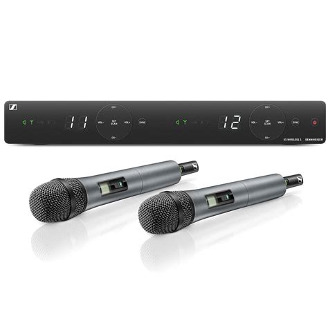 Sennheiser XSW 1-835 DUAL-A Wireless Vocal Set | 2 Handheld e835 ...