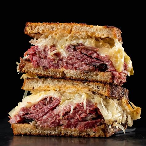Delicious Twist: Smoked Reuben Sandwich - A Flavorful Journey | Smokedbyewe
