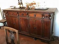 mobili antichi credenze credenza emiliana de 1600 pezzo rarissimo mobili antichi credenze credenza emiliana de 1600 pezzo rarissimo