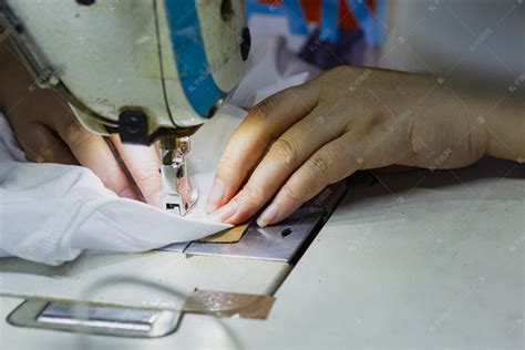承接舞台服装裁剪缝纫加工-优秀加工厂-热点资讯-义乌联合加工网 ( 官网 )