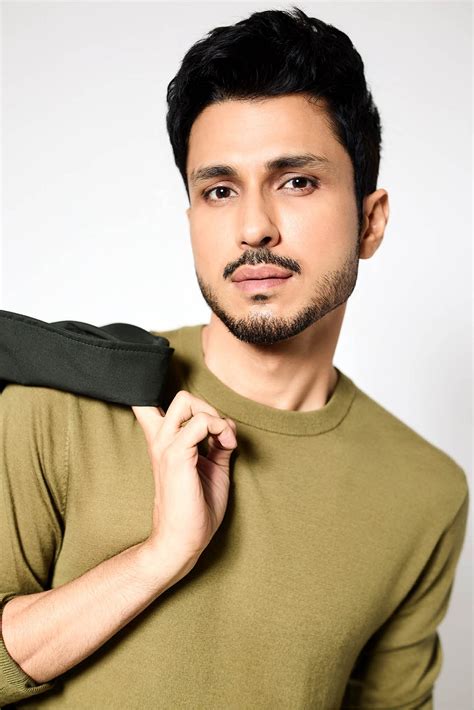 Amol Parashar on 'Gram Chikitsalay' & His Bollywood Journey