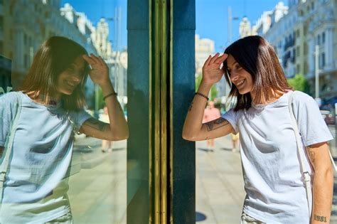 Mastering the Present Tense in Spanish: A Comprehensive Guide