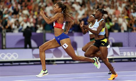 New Balance Wins Company of the Year Award FNAA 2024