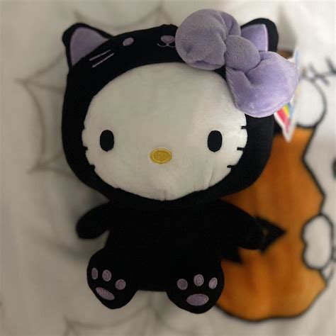 Hello kitty Halloween plush - Depop