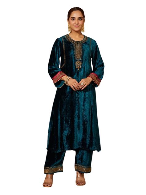 Buy Wtune Women's Velvet Embroidered Loose Fit Kurta Set with Palazzo ...