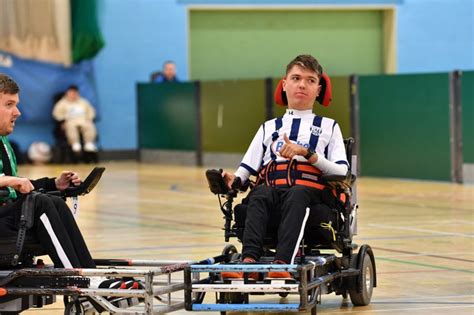 Wheelchair Football 的图像结果