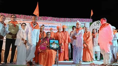 ಸಂಗೋಳಗಿ ಗ್ರಾಮದಲ್ಲಿ ಬಸವ ಪುತ್ತಳಿ ಅನಾವರಣ, ಅದ್ಧೂರಿ ಬಸವ ಜಯಂತಿ - Basava Media