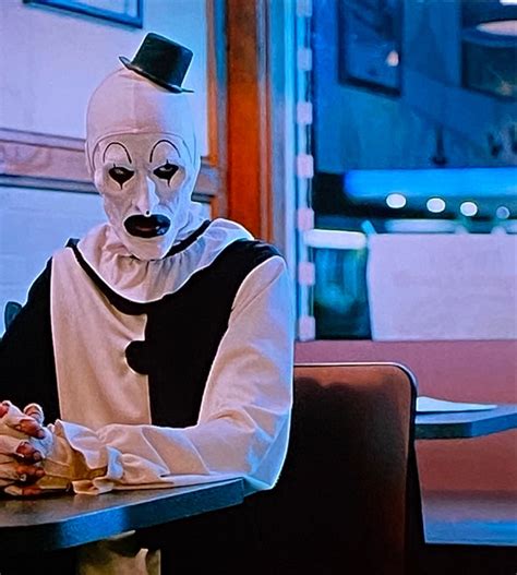 Pin by Nayeli Romero on slashers | Clown horror, Scary movie characters, Horror movie art