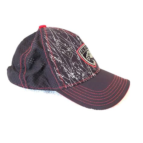 Official NHL Youth Florida Panthers Adjustable Cap | Property Room