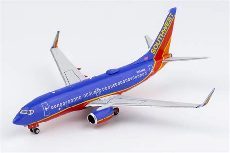 Southwest Airlines 737-700/w N957WN(Canyon Blue livery) NG Models 77023 ...