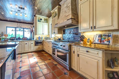 The Versatility of Saltillo Tiles: From Traditional to Modern Interiors