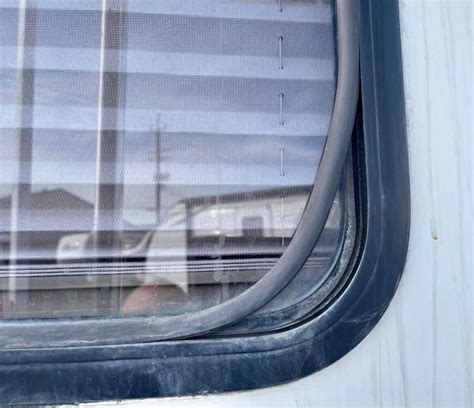 Causes of Shrinkage in RV Window Glass Seals