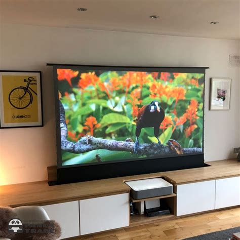 Купить Экран для Проектора [Vividstorm S Pro 120"]