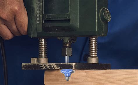 Image result for How to Use a Round Over Bit6 On a On a Hand Held Router