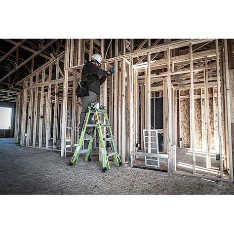 Little Giant Ladders Dark Horse 2.0 M17 Fiberglass 18-ft Reach Type 1A ...
