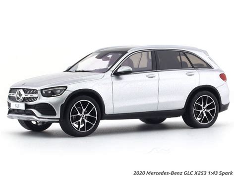 2020 Mercedes-Benz GLC X253 1:43 Spark Diecast scale model collectible ...