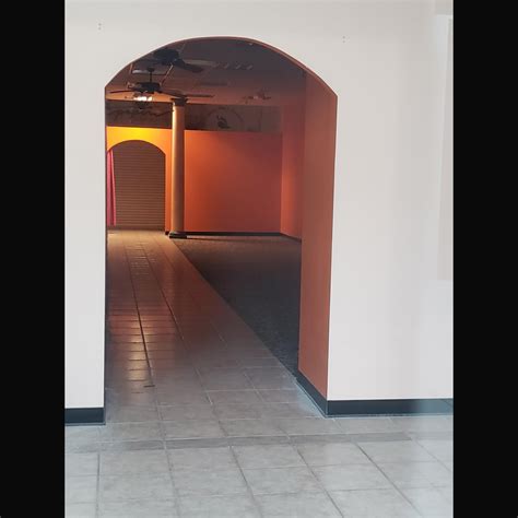 A collection of pics taken at the Source Mall located in Westbury, NY ...