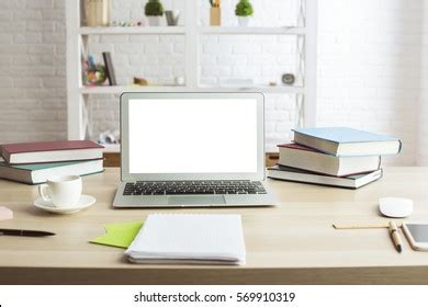 Desktop Front View 的图像结果