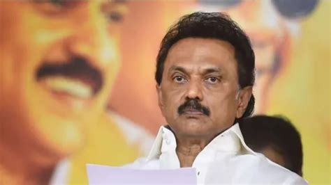 'स्टालिन पहले अपना नाम तमिल में रखें और फिर...', तमिलनाडु सरकार ने बदला ...