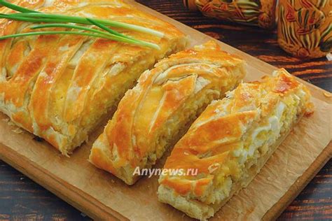 Пирог с картошкой и мясом в духовке из дрожжевого теста