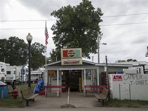 Iowa Campground Reservations: Book Your Perfect Stay