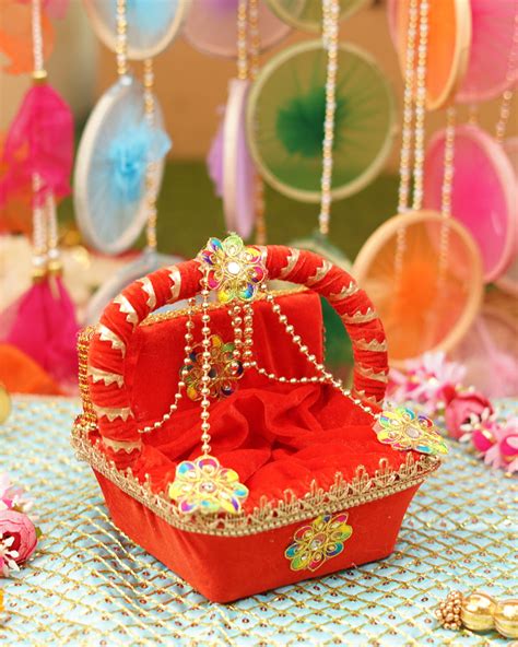 Red Velvet Laddu Gopal Regal Tokri Bed | 7.2 x 6.5 x 6.5 Inch – ServDharm